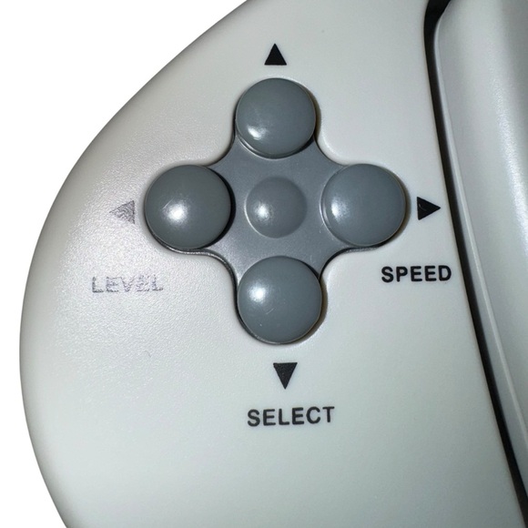 ProTech 600 Gold Handheld Electronic Game 600 in 1 Retro Vintage Toy Tested - Picture 6 of 8